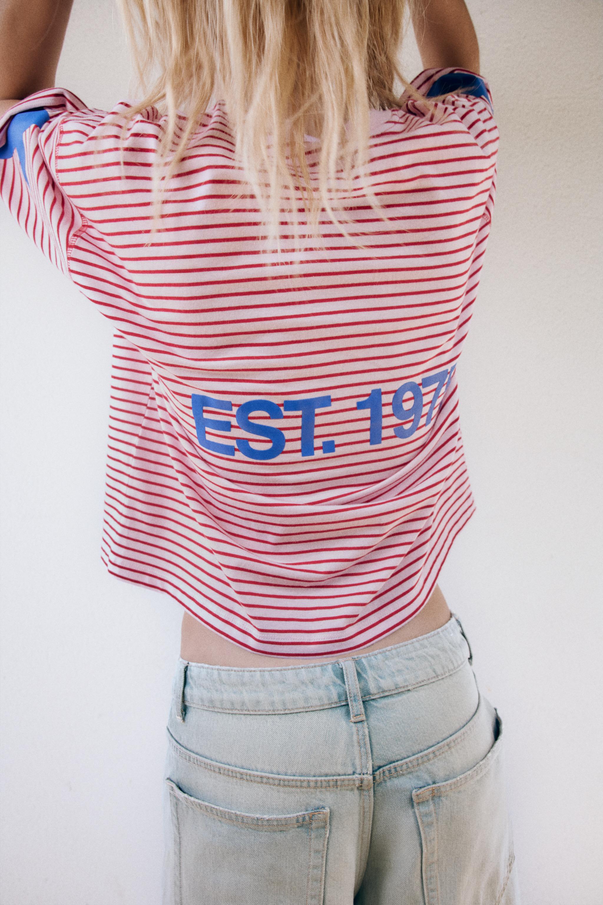 OVERSIZED TEXT STRIPE T-SHIRT